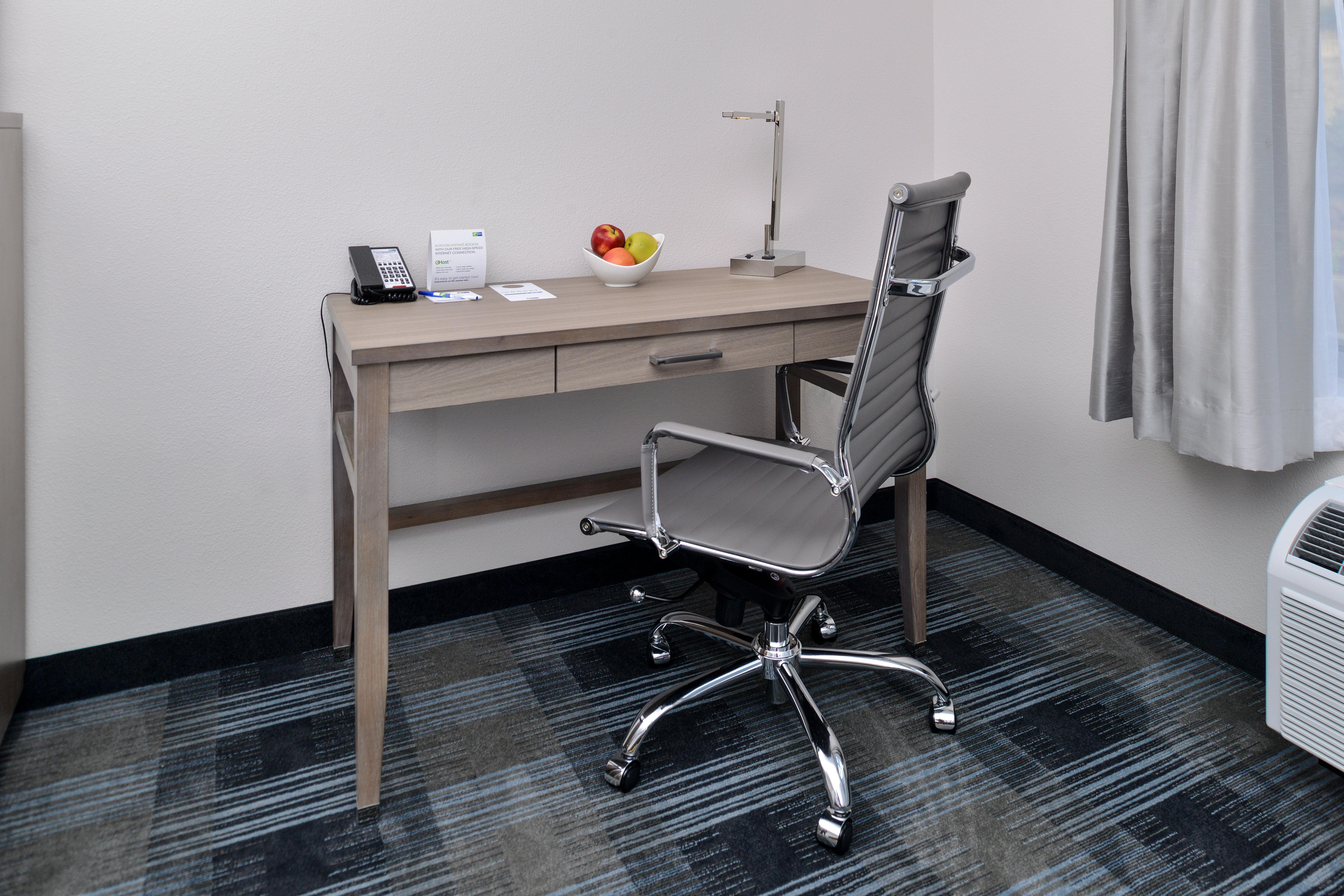 Holiday Inn Express & Suites San Diego - Mission Valley By Ihg Buitenkant foto