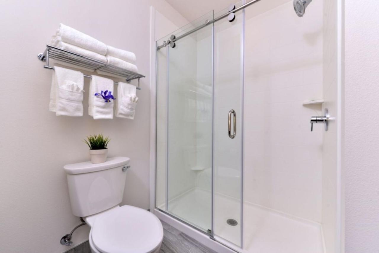 Holiday Inn Express & Suites San Diego - Mission Valley By Ihg Buitenkant foto