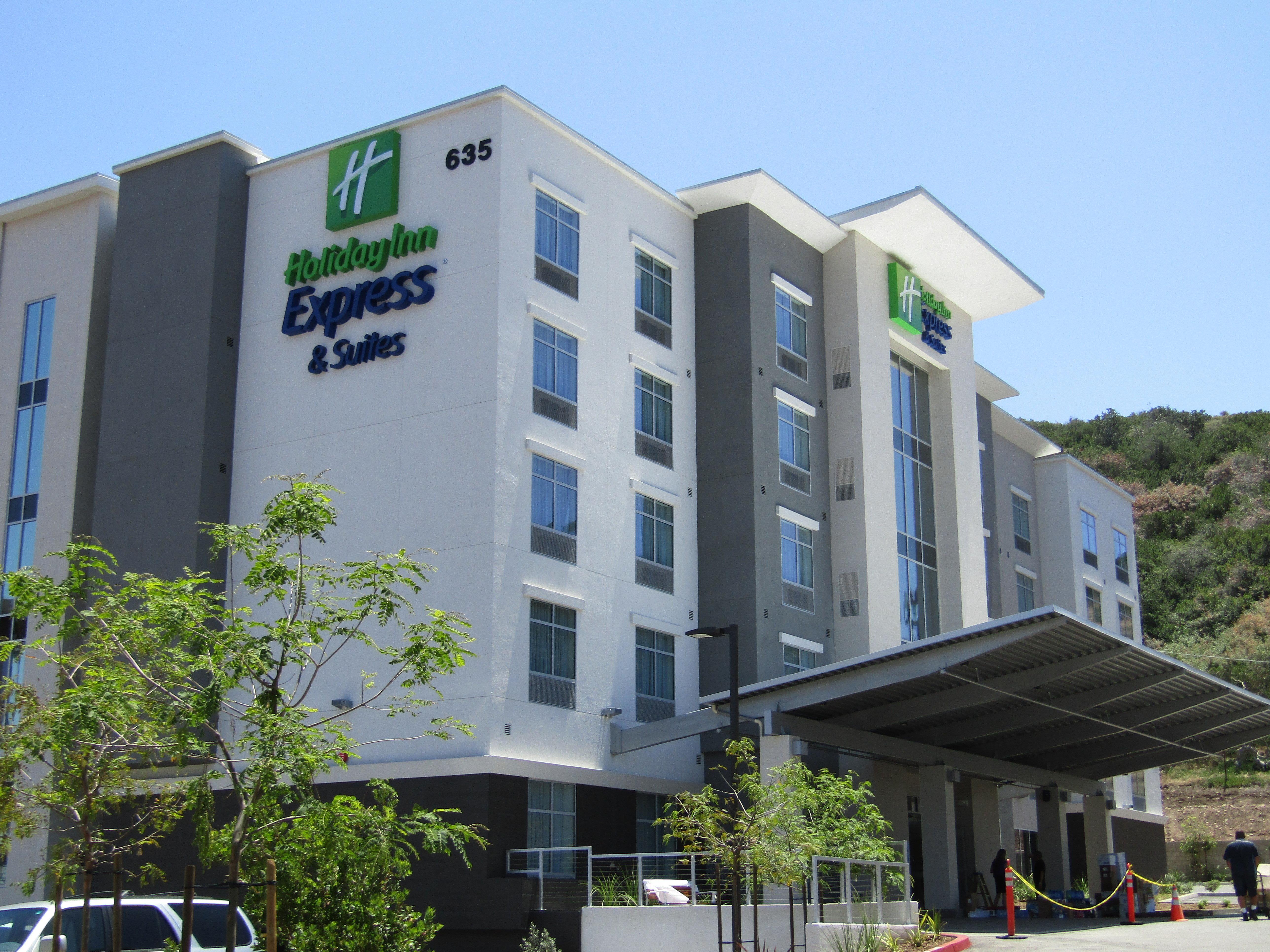 Holiday Inn Express & Suites San Diego - Mission Valley By Ihg Buitenkant foto